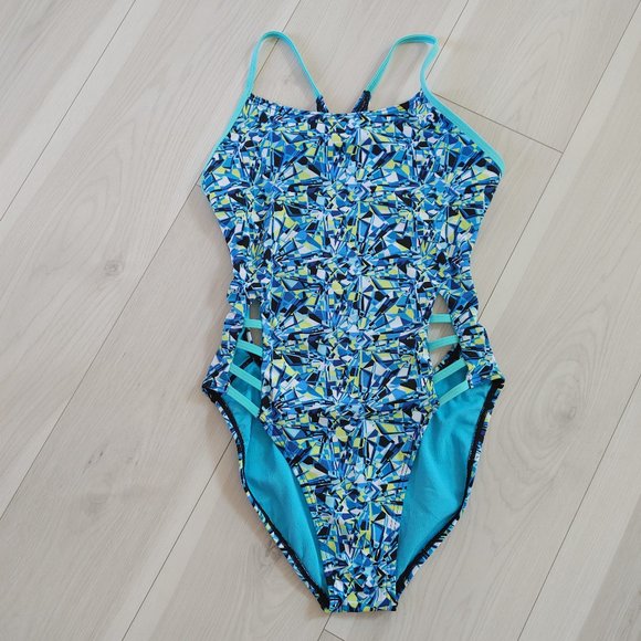 TYR Practice Swimsuit - Size 36 - Picture 1 of 3